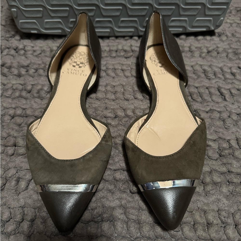 Vince Camuto Olive color.